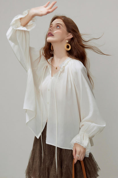 Silhouette V-Neck Shirt