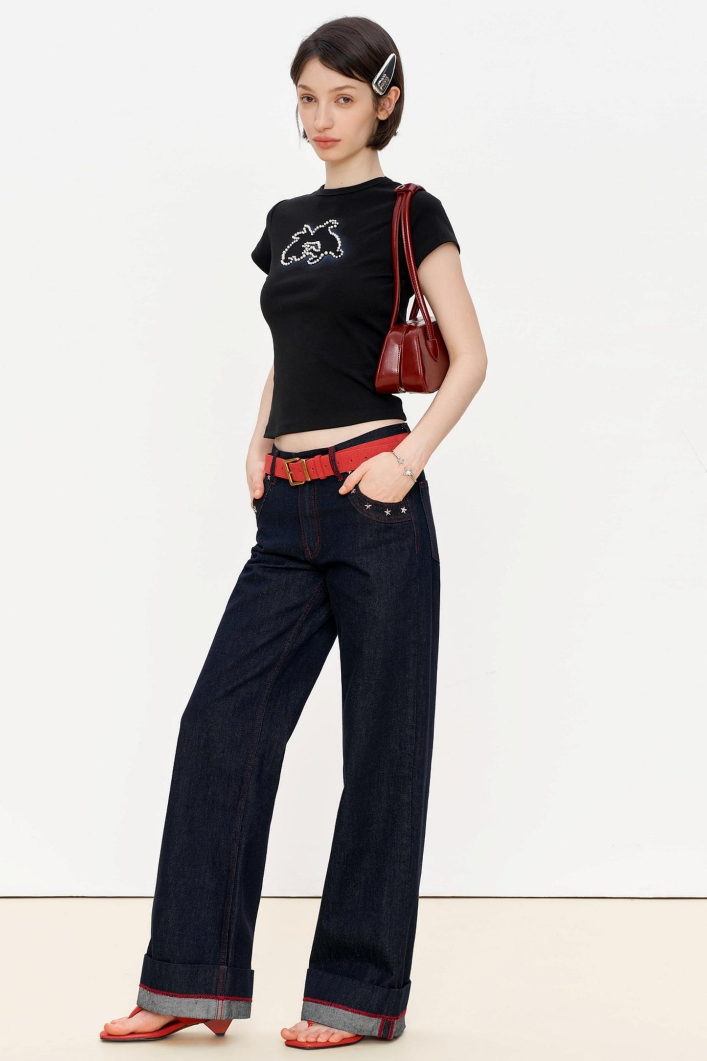 High-Waisted Loose Jeans