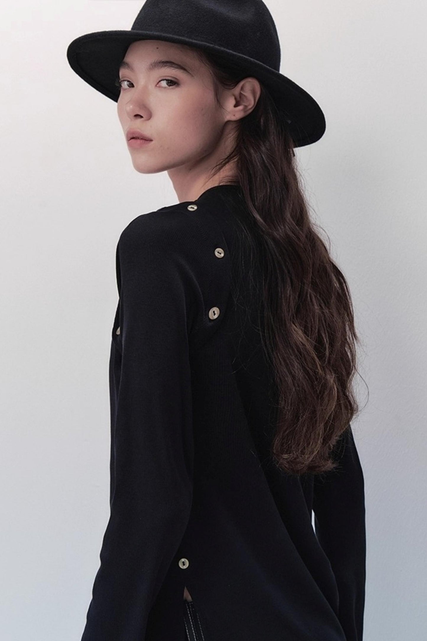 Detachable Round Neck Knitted Cardigan