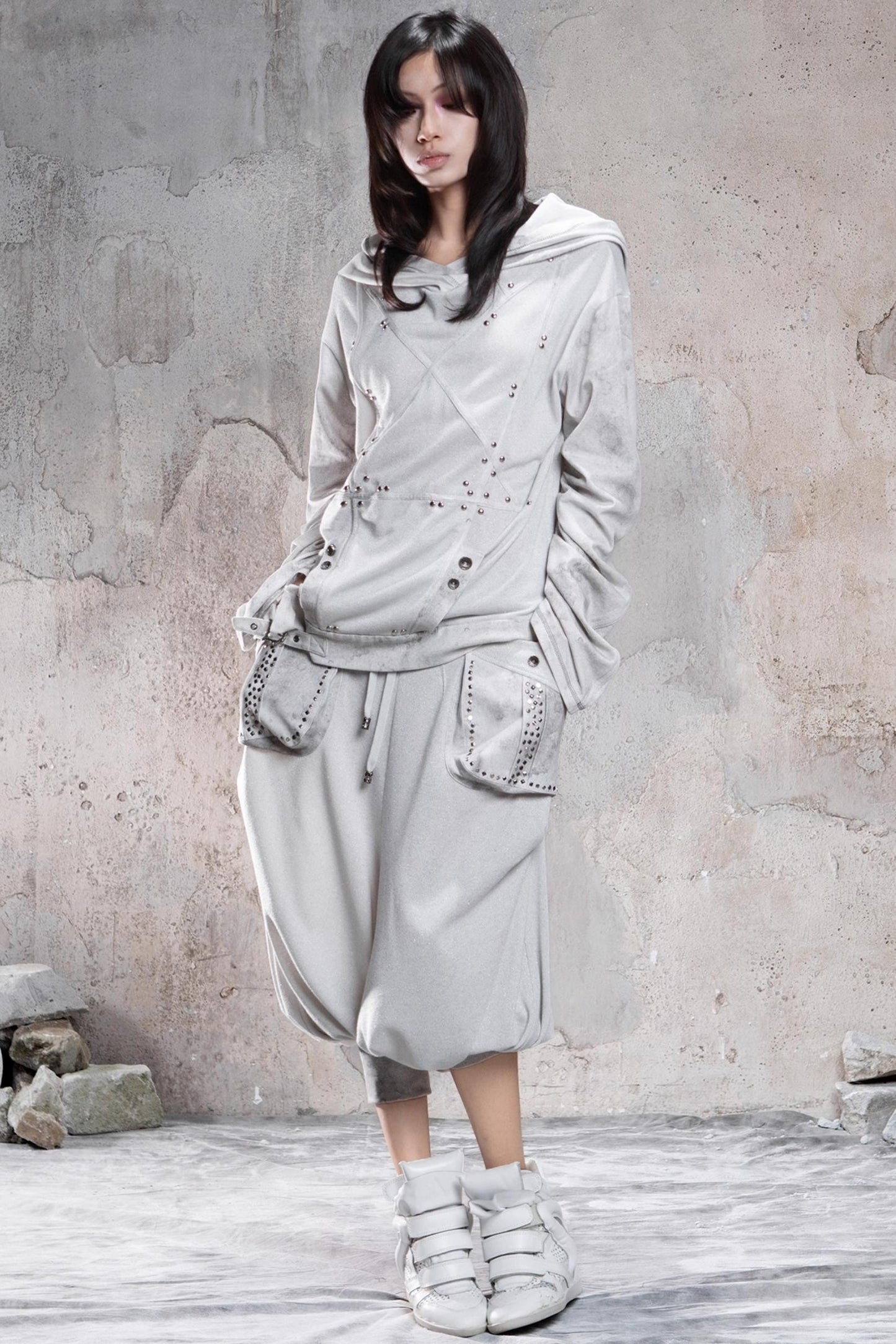 Retro Rivet Hooded Fleece Sweatshirt