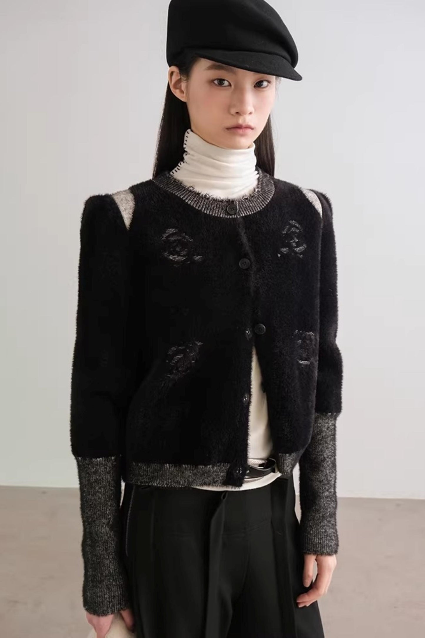 Scattered Roses Jacquard Cardigan