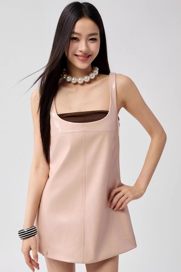 Curve Silhouette Pink Top