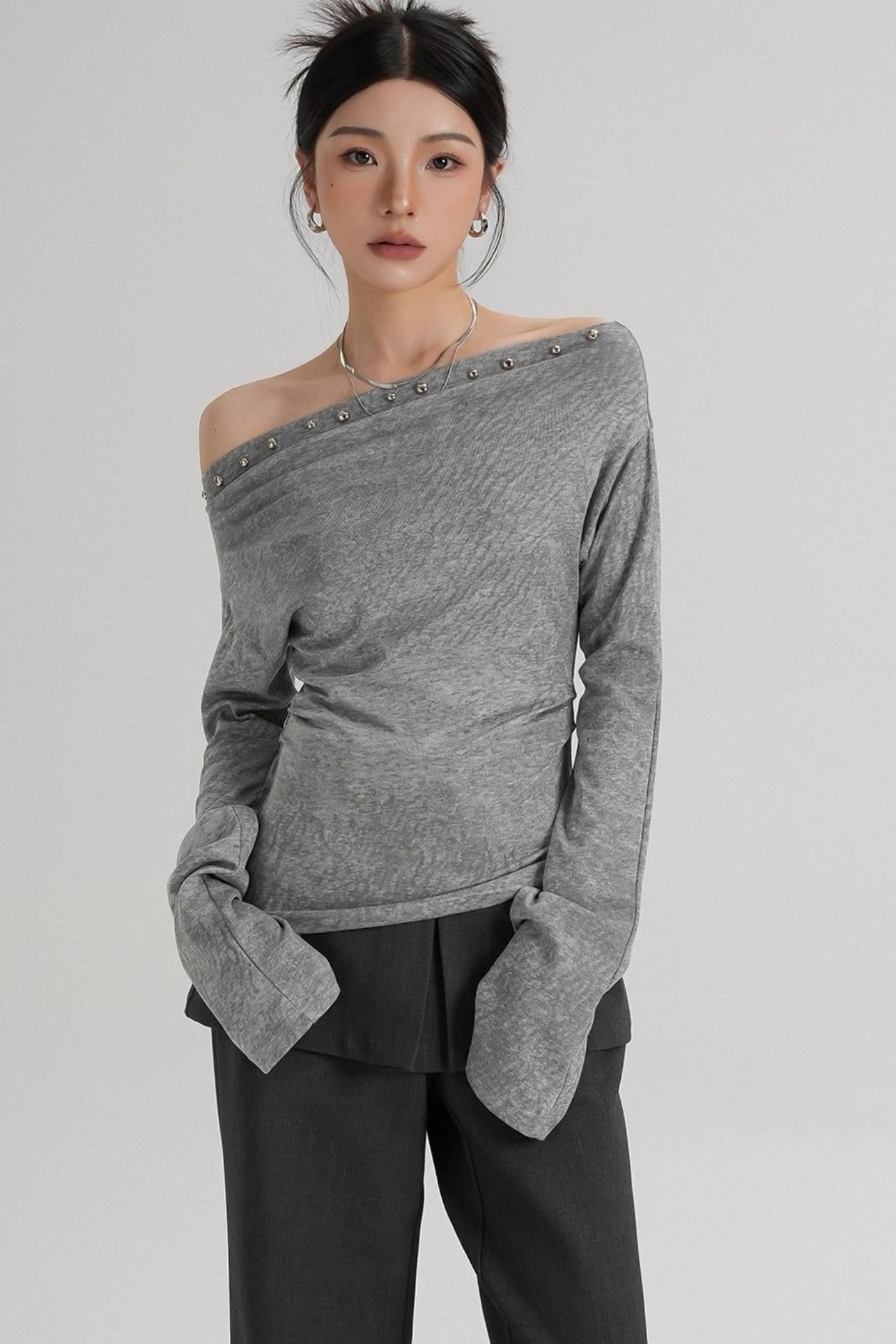 Niche Rivet Long-Sleeved T-Shirt