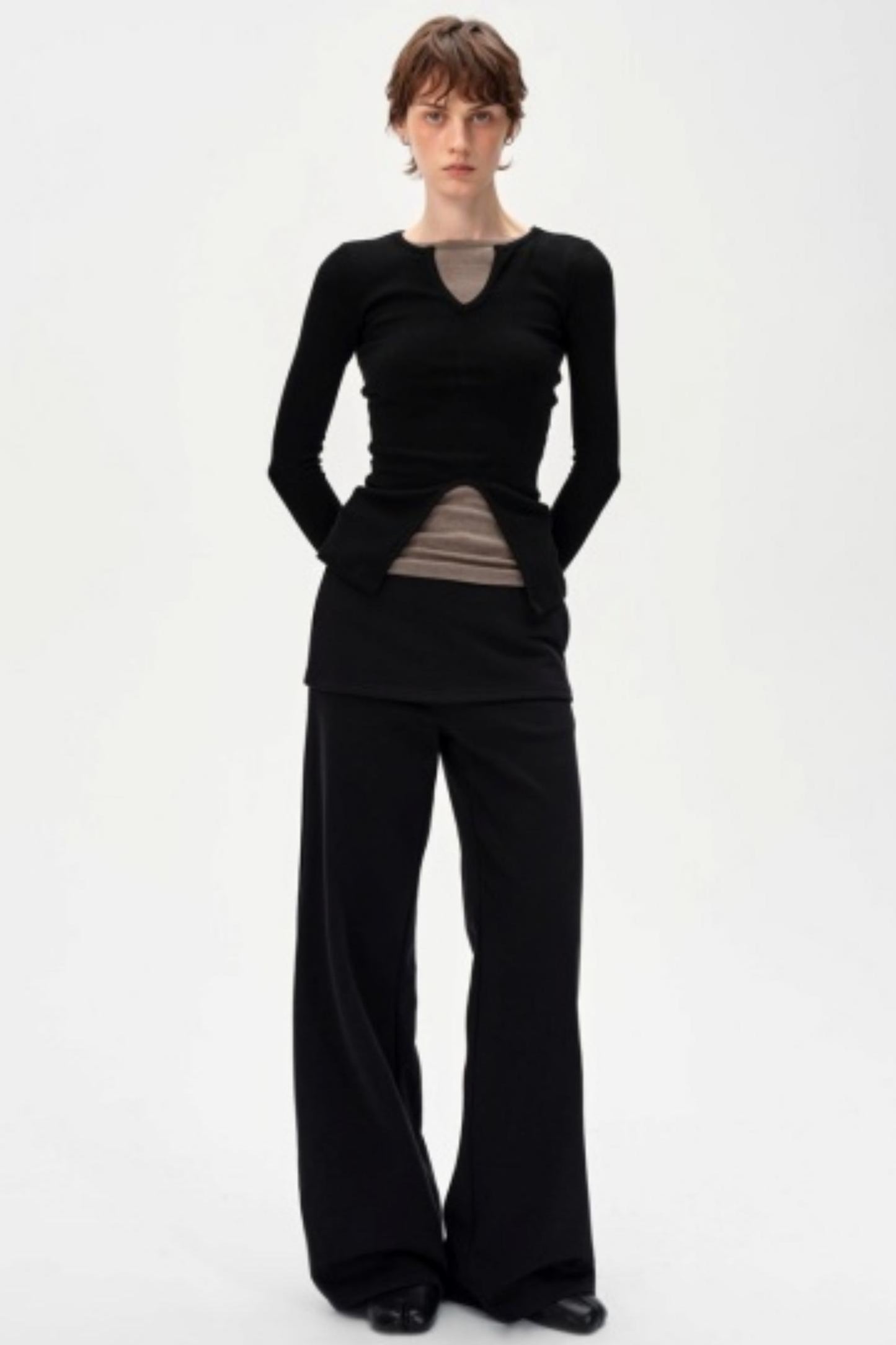 V-Neck Slim Fit Panel Base Top