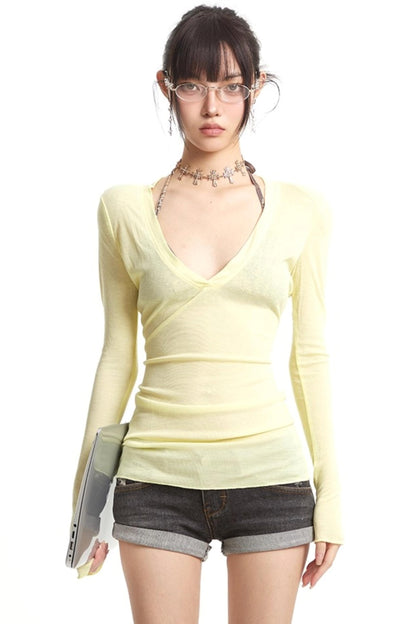 Slim V-neck T-shirt