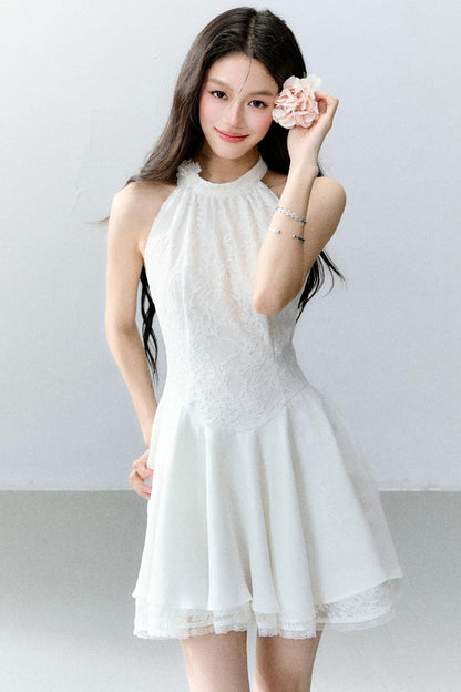 Florales Spitzenkleid mit Pailletten