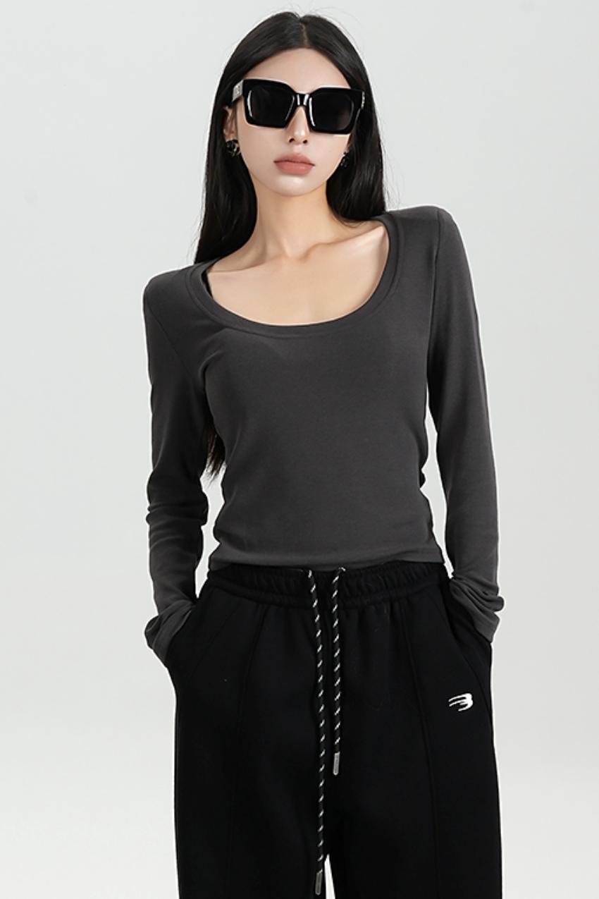 SRYSAME back open waist design sense round neck long sleeve T-shirt base layer with black top under the new autumn women's wear