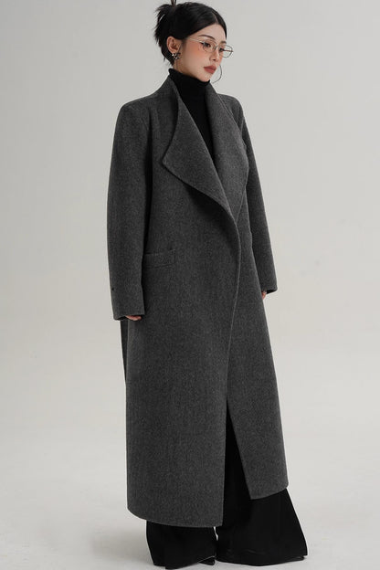 Elegant Wool Bathrobe Coat