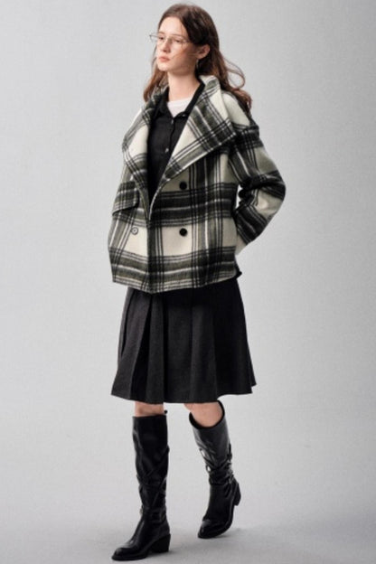 Large Lapel Plaid Woolen Coat