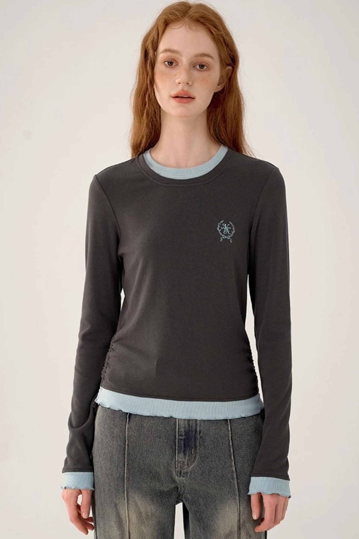 Contrasting Slim Long-Sleeved Top