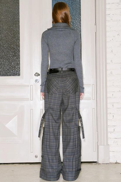 Stand-Up Collar Bottom Sweater