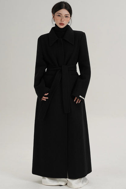 Elegant Extra-Long Wool Coat