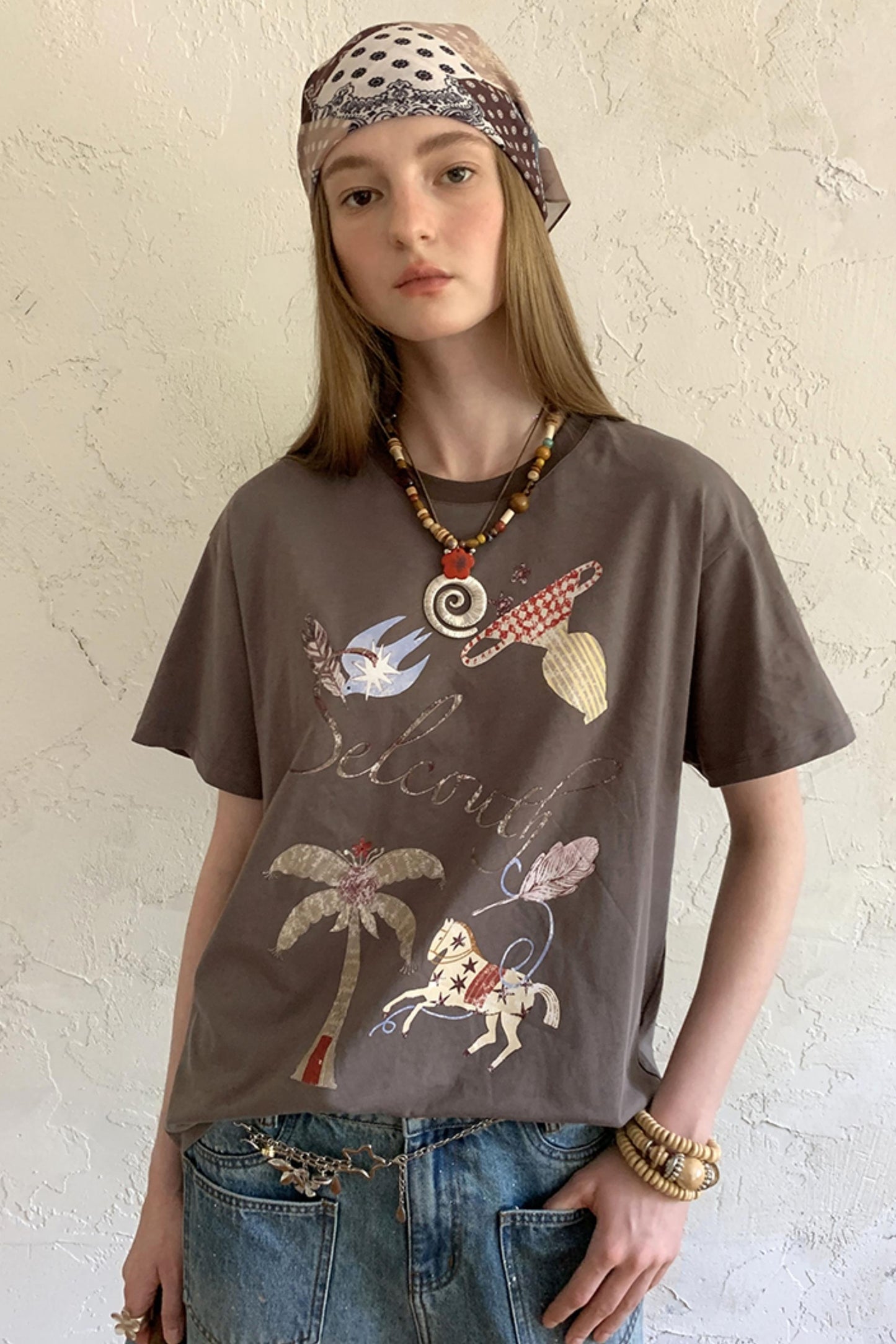 Lazy Wave Playful Print Short Sleeve T-shirt