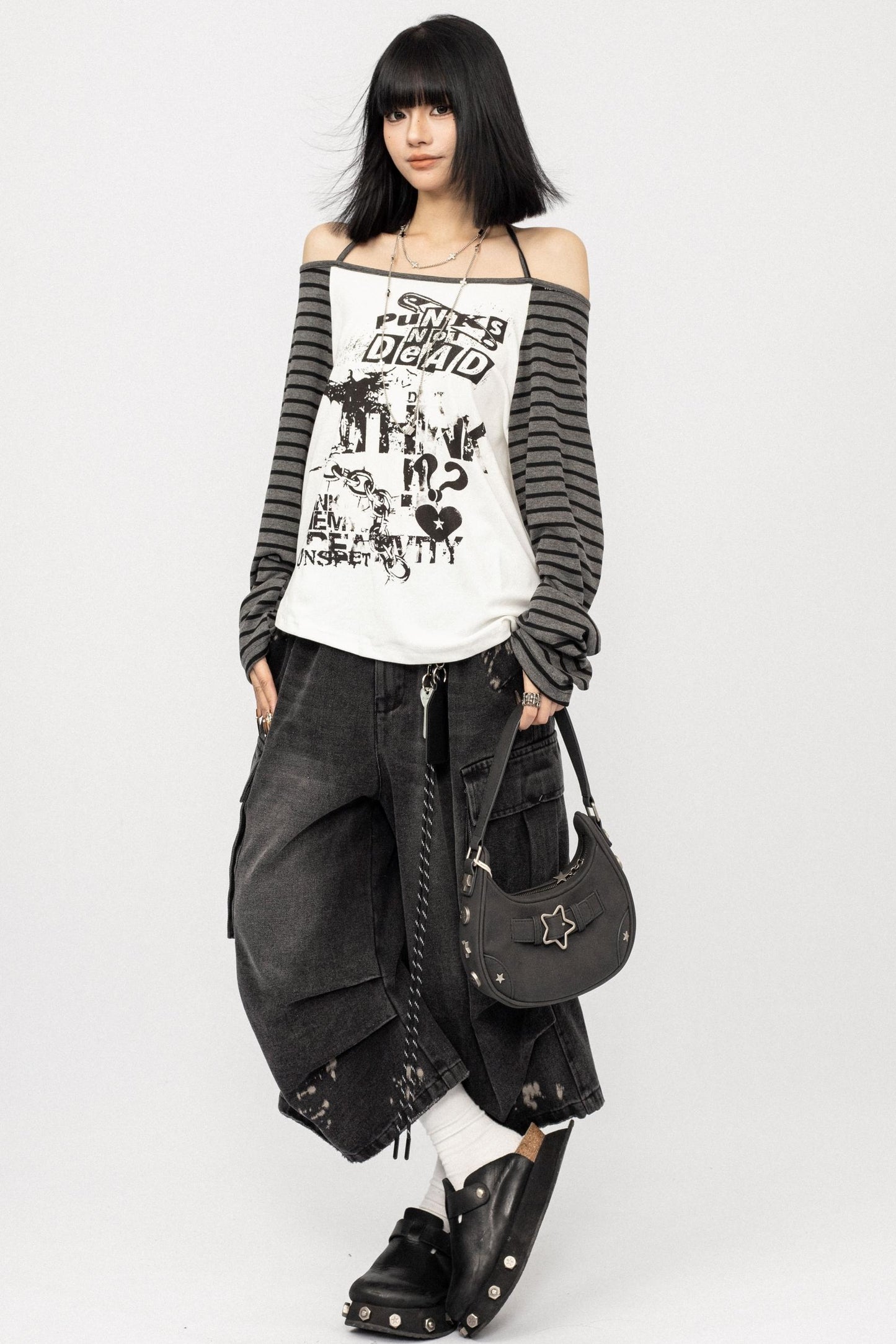 Loose Fit Spliced One-Shoulder Top