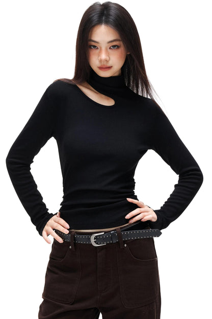 Thin Velvet Pleated Turtleneck Top