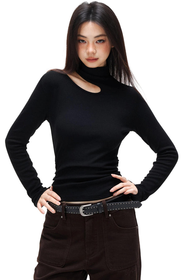 Thin Velvet Pleated Turtleneck Top