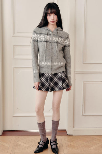 Vintage Hooded Slim Sweater