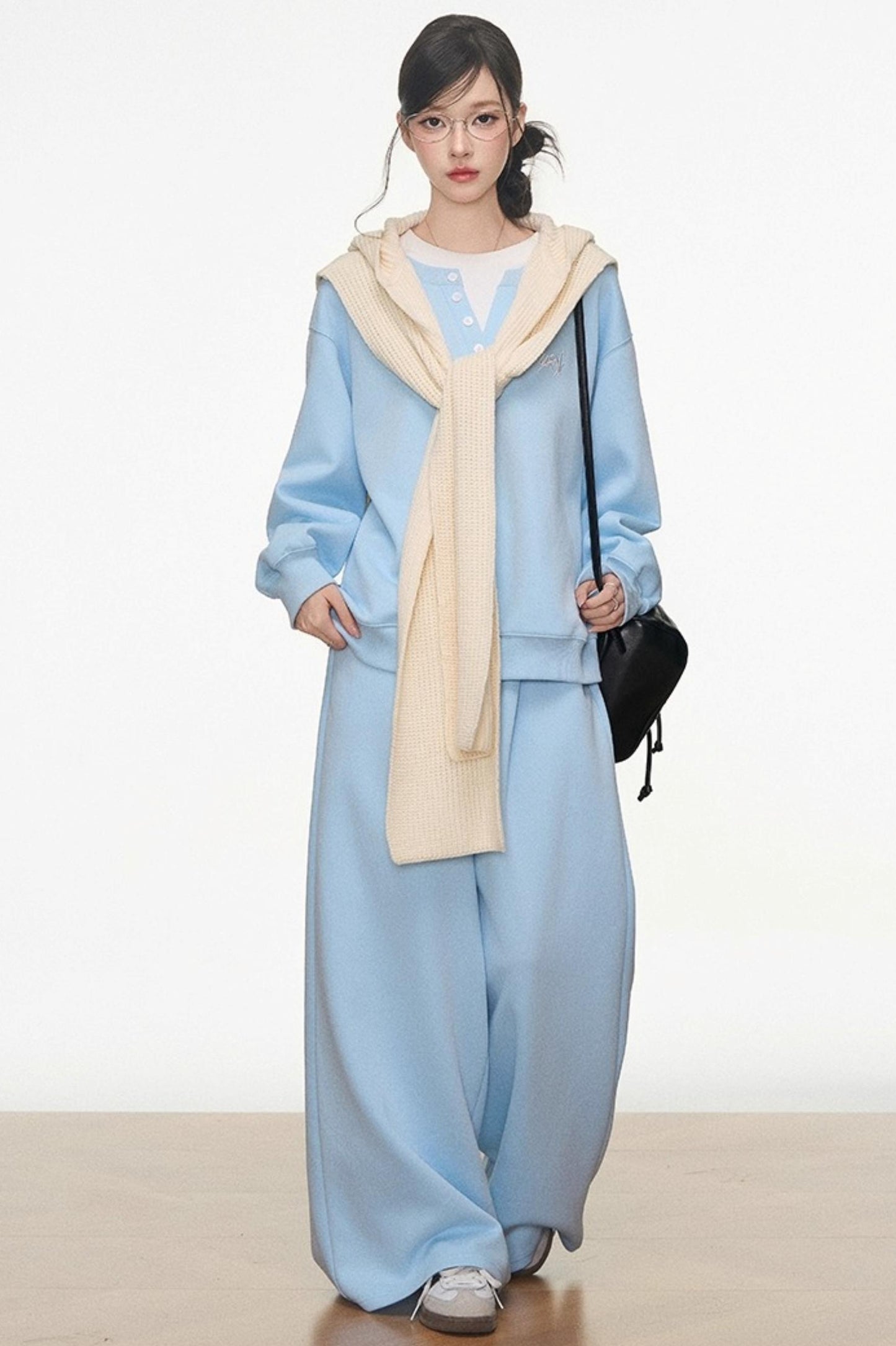 Gray Sweatshirt Set-Up