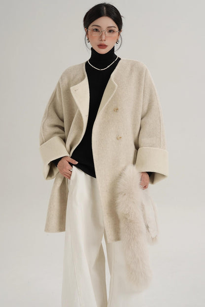 Elegant Fox Fur Collar Wool Cape Coat