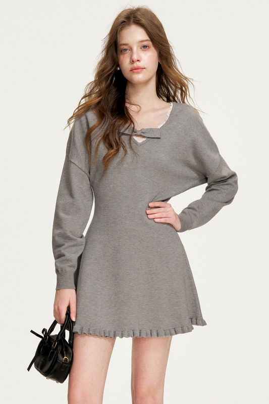 Romantisches Schleifen-Strickkleid