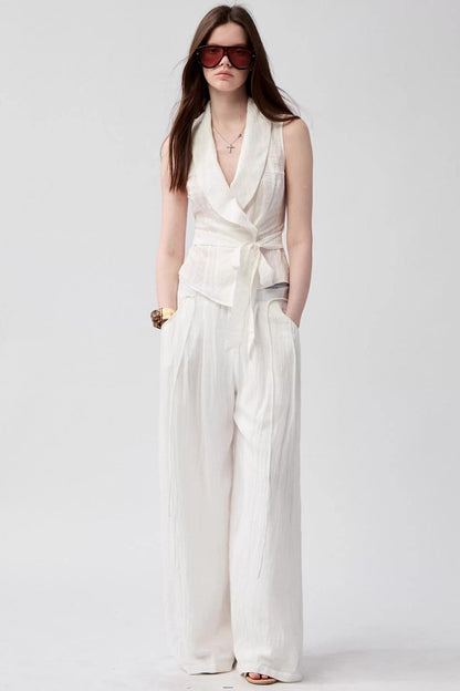 Elegant Line White Top