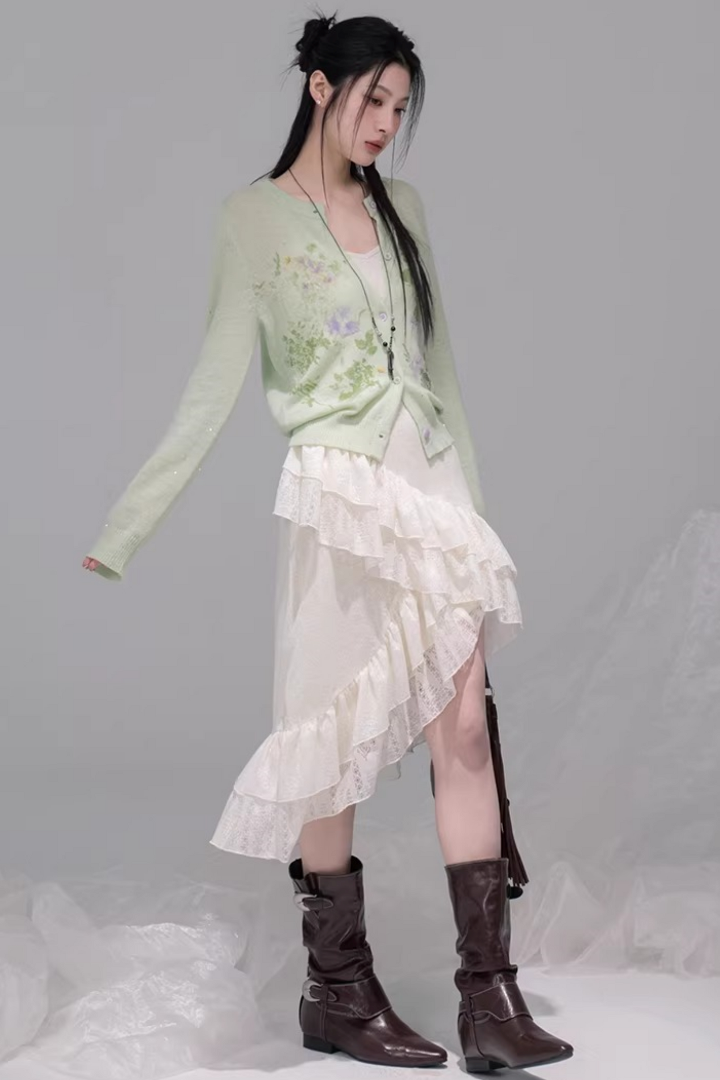 Frühlingsgrünes Wollcardigan-Ensemble