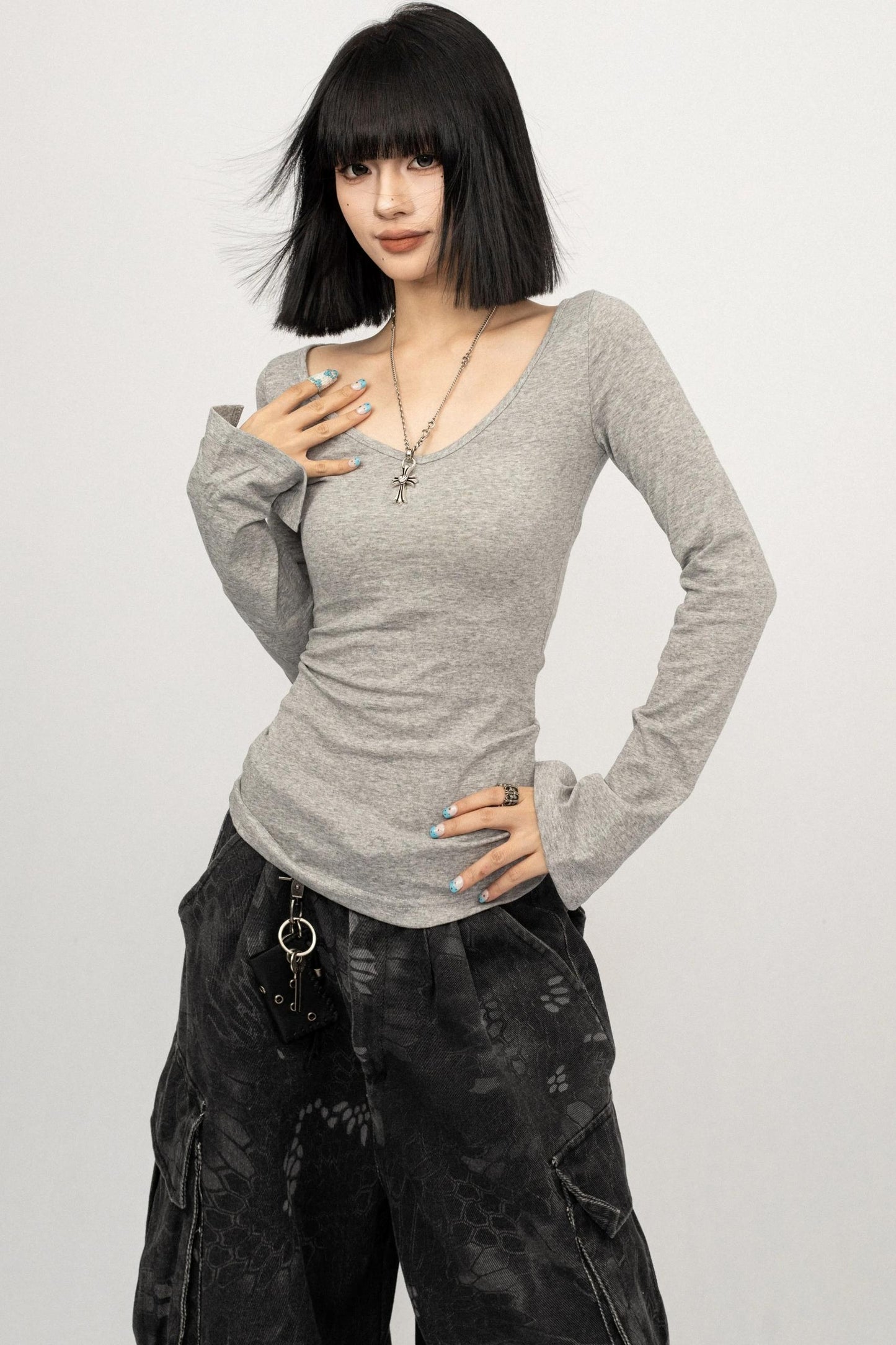 Autumn V-Neck Slim Black Top