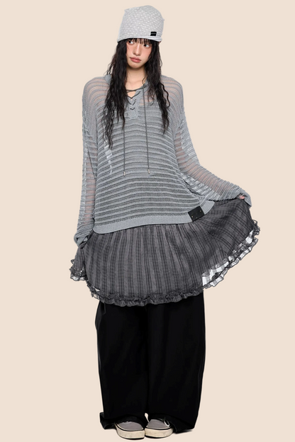 Blusa a righe con colletto e cut-out