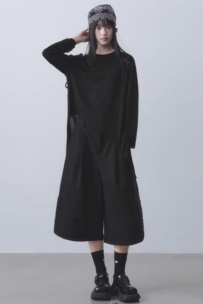 Dark Niche Cropped Pants