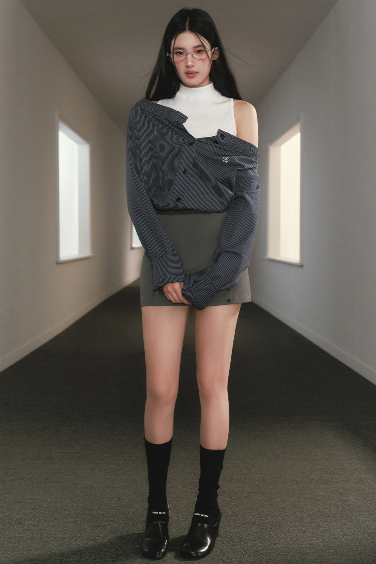 Off-Shoulder Slimming Blouse Set-Up