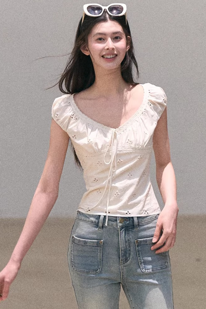 Embroidered Lace Puff Sleeve Top
