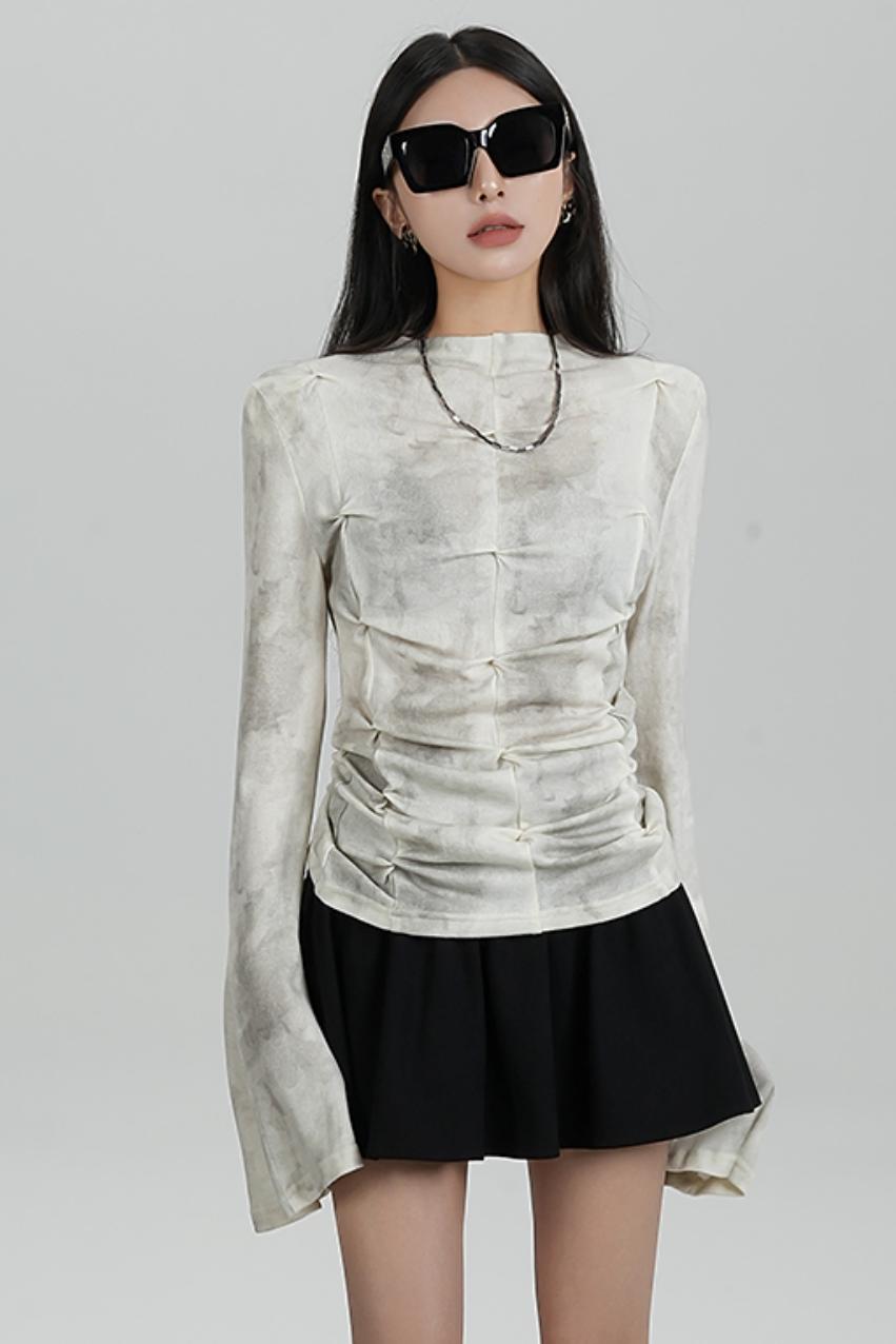 SRYSAME's design is slim, pleated, flared, long-sleeved, T-shirt, underneath, and top, a new autumn women's wear