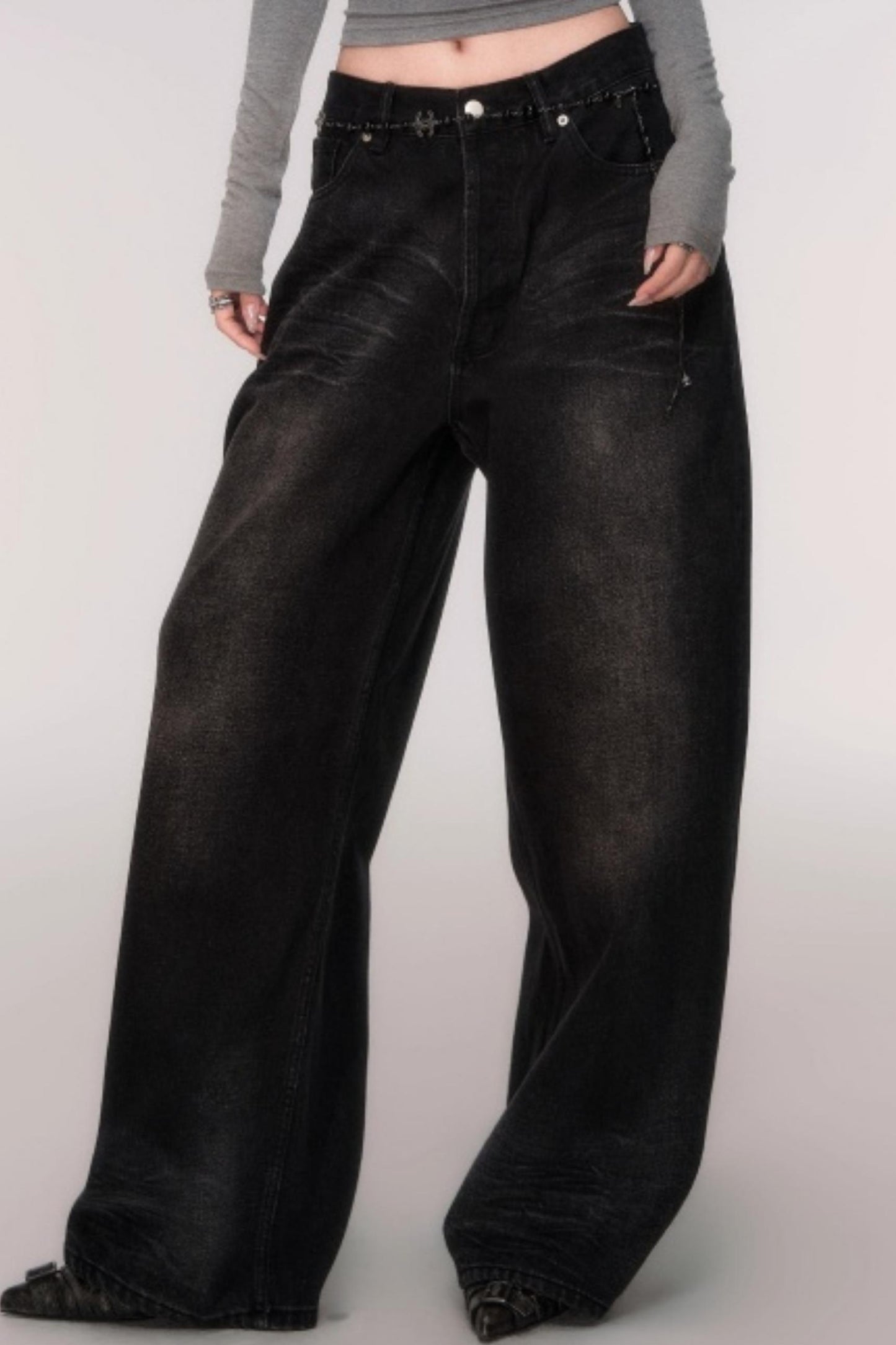 Light Distressed High-Waisted Jeans