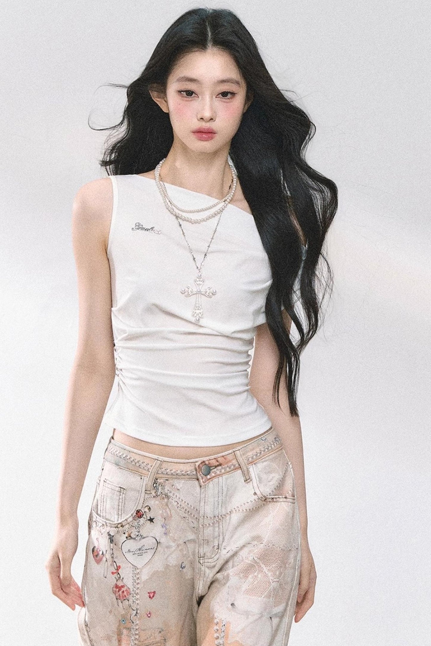 Shoulder-Baring Slim Crop T-Shirt