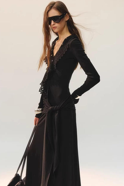 Spitzenkleid mit Schlitz