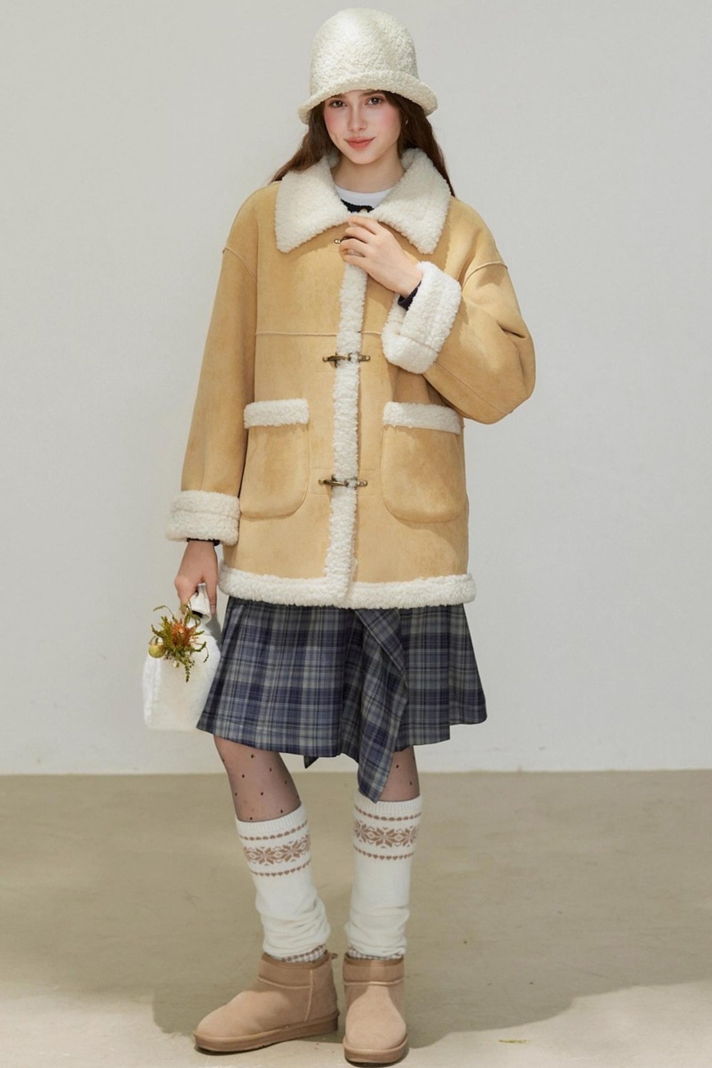 Loose Fit Lambswool Coat