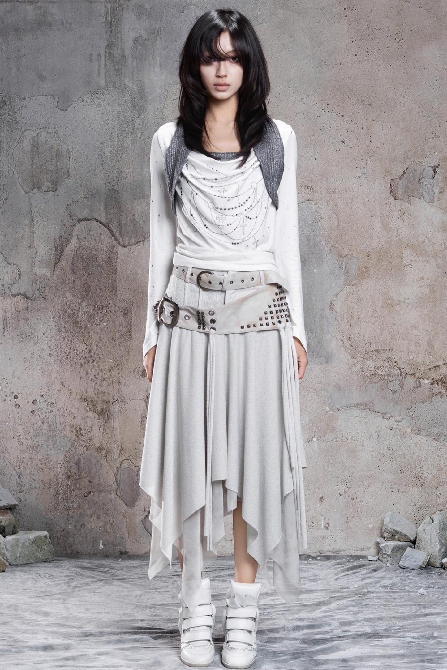 Irregular Multi-Layer Slim Rivet Skirt