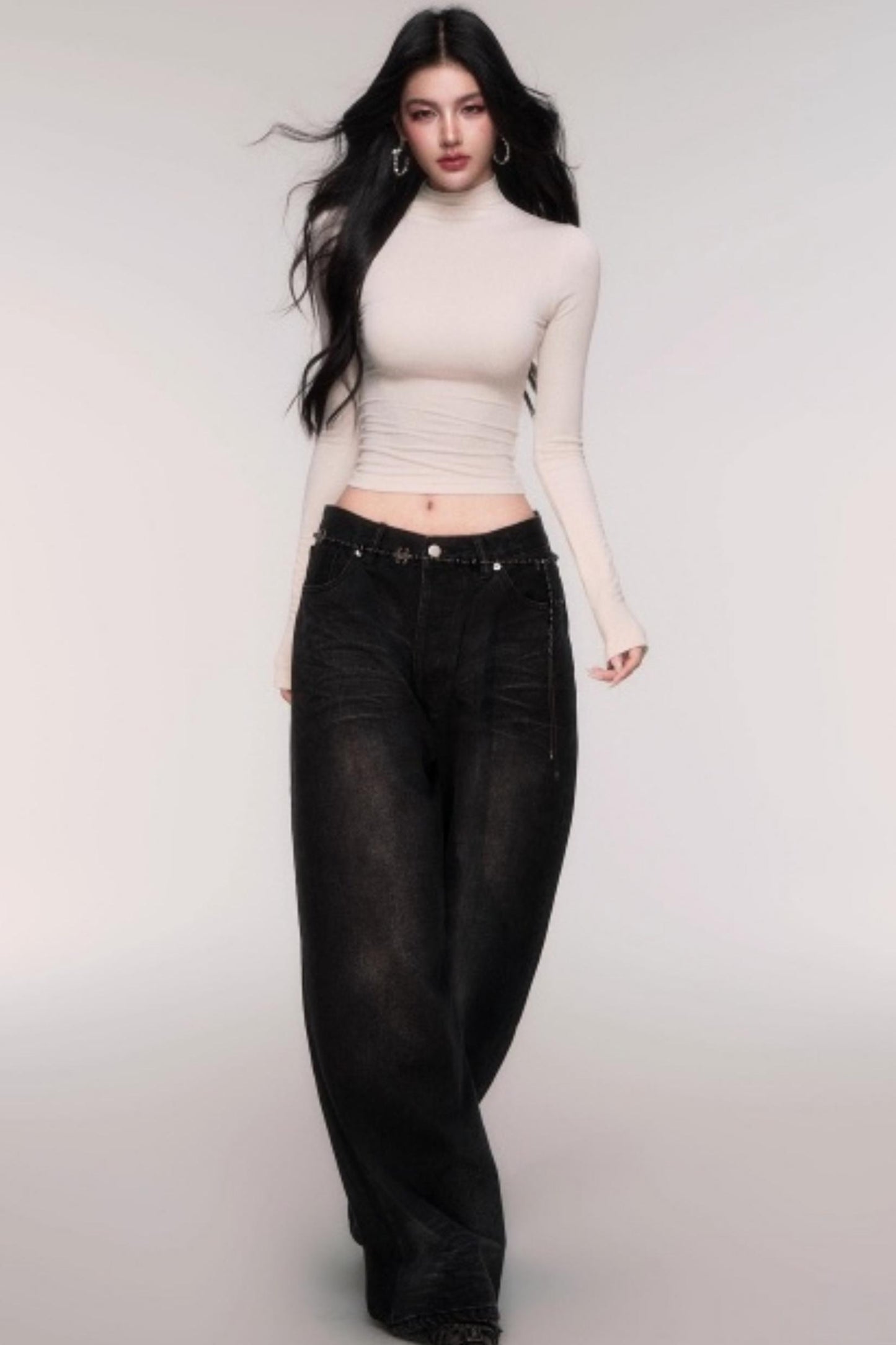 Light Distressed High-Waisted Jeans