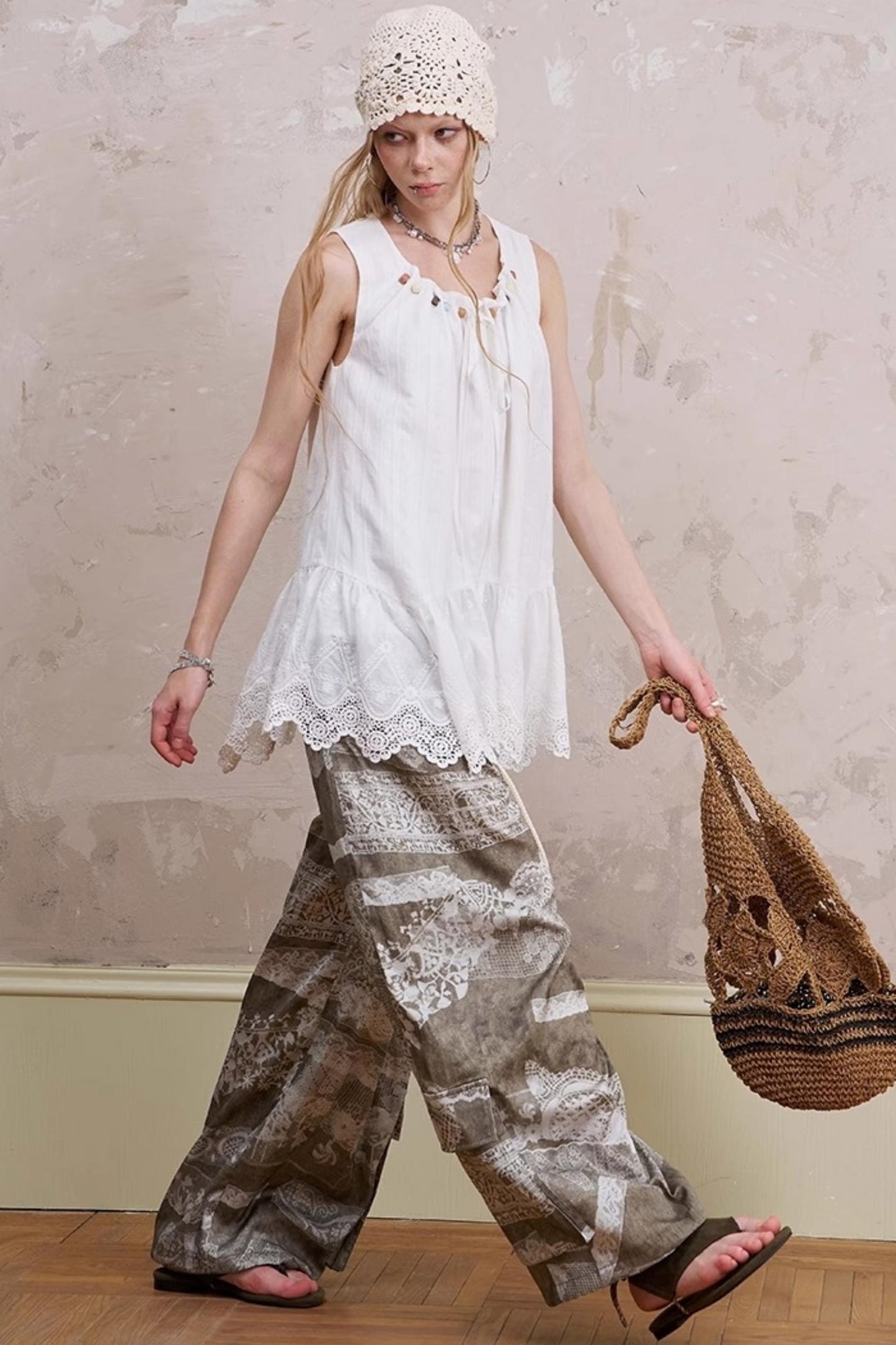 Romantic Sleeveless Ensemble Top