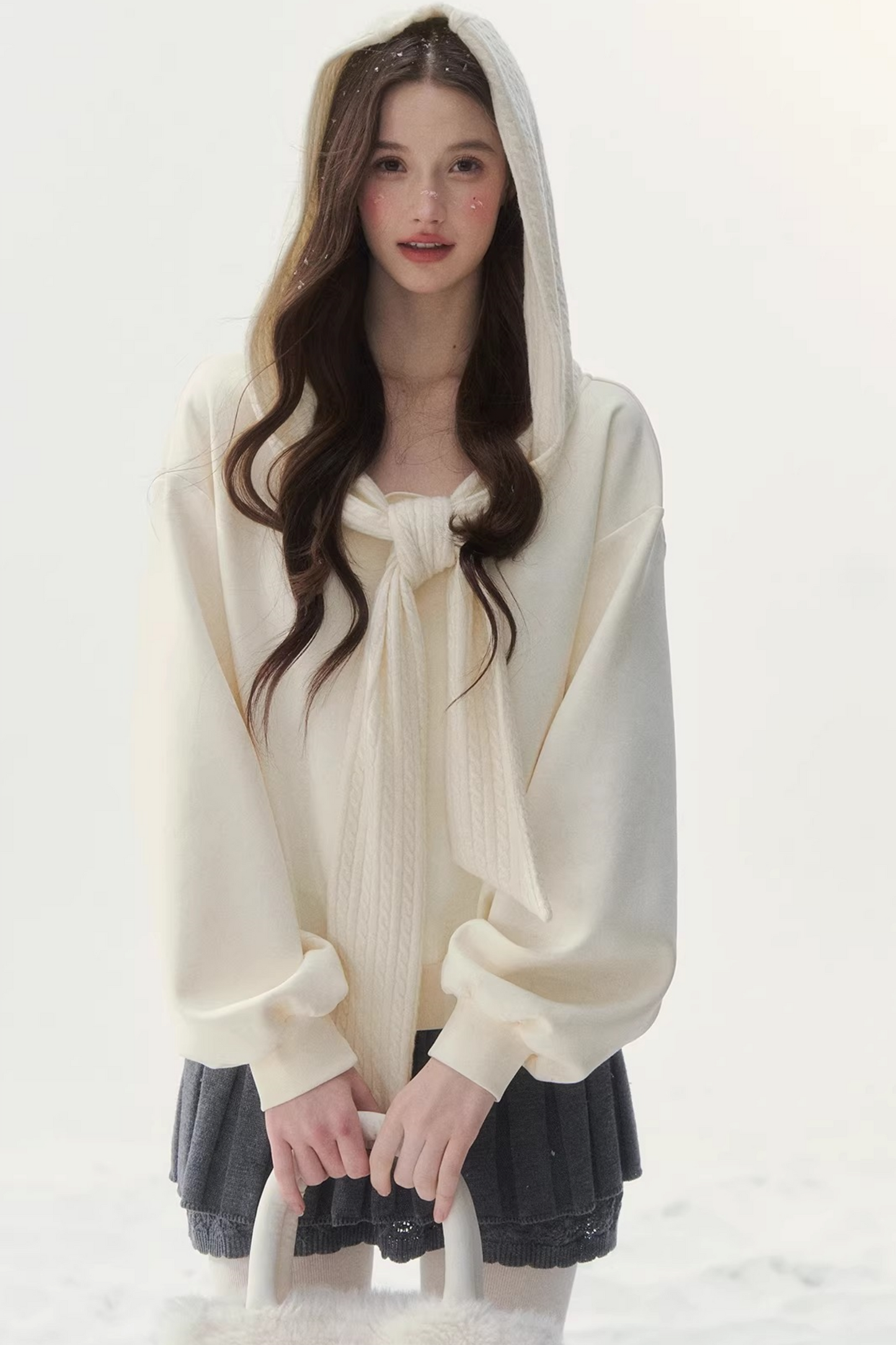 White Cotton Bow-Tie Sweatshirt