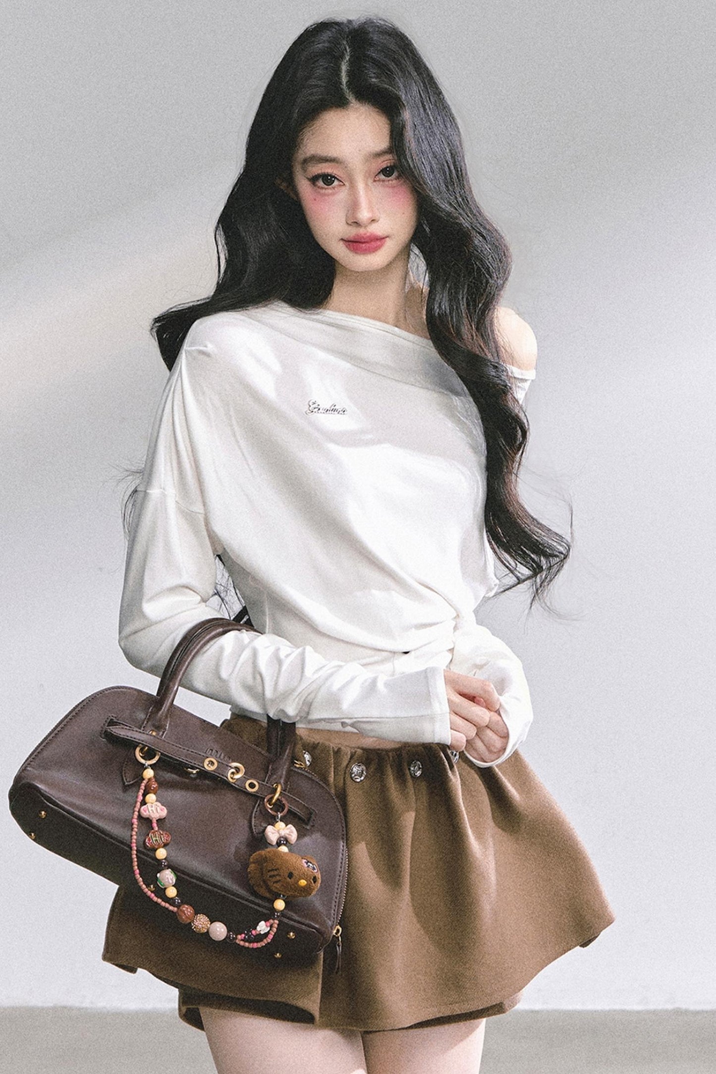 Magazine Long-Sleeved Top