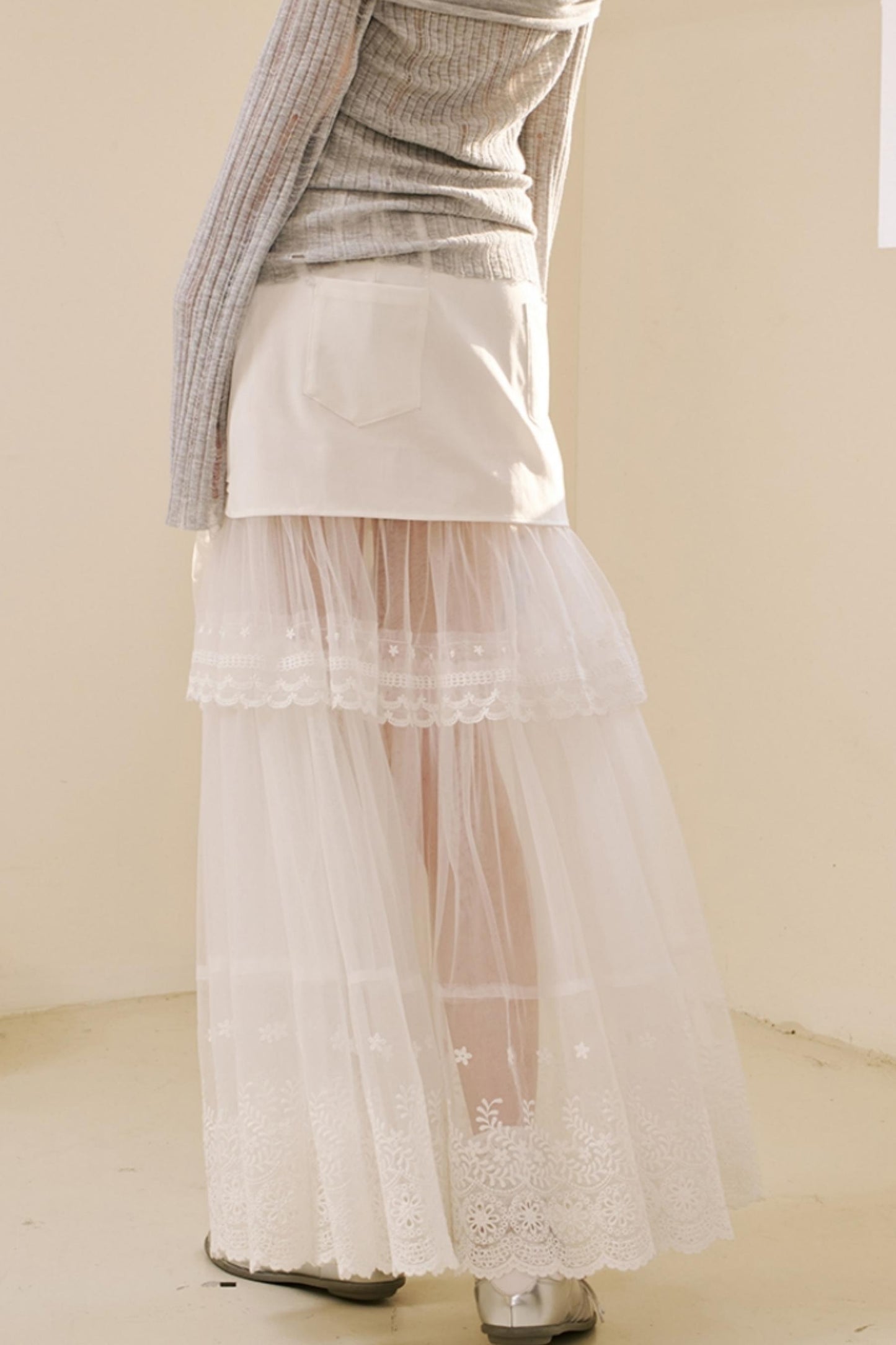 Chic Lace Half Skirt