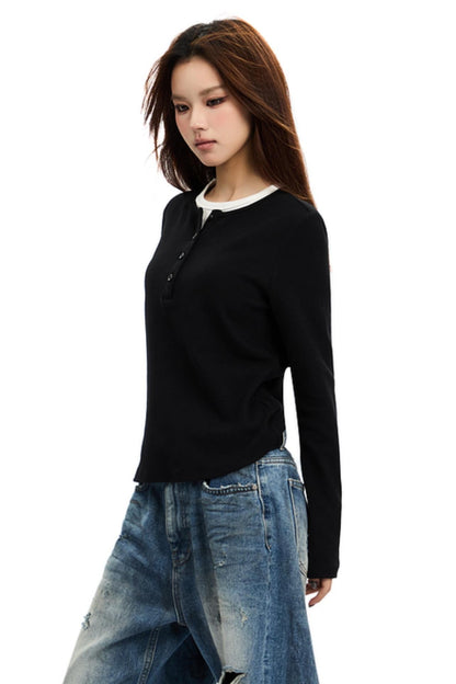 Simple Contrast Crew Neck Knit Top