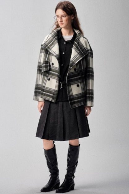 Large Lapel Plaid Woolen Coat