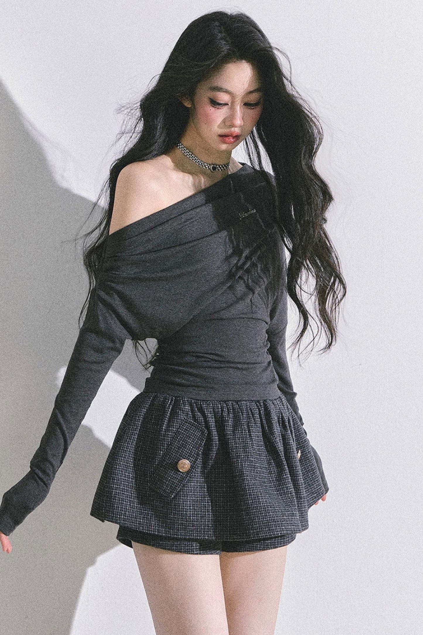 Melbourne Korean Slanted Shoulder T-shirt