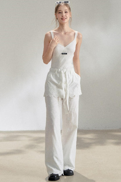 Textured White V-Neck Knitted Suspender Top