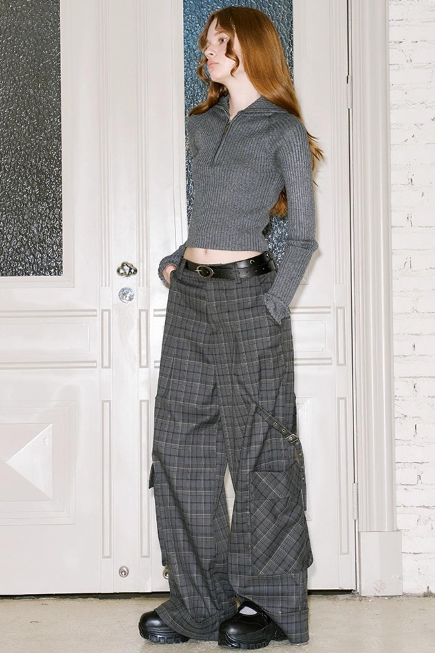 Stand-Up Collar Bottom Sweater