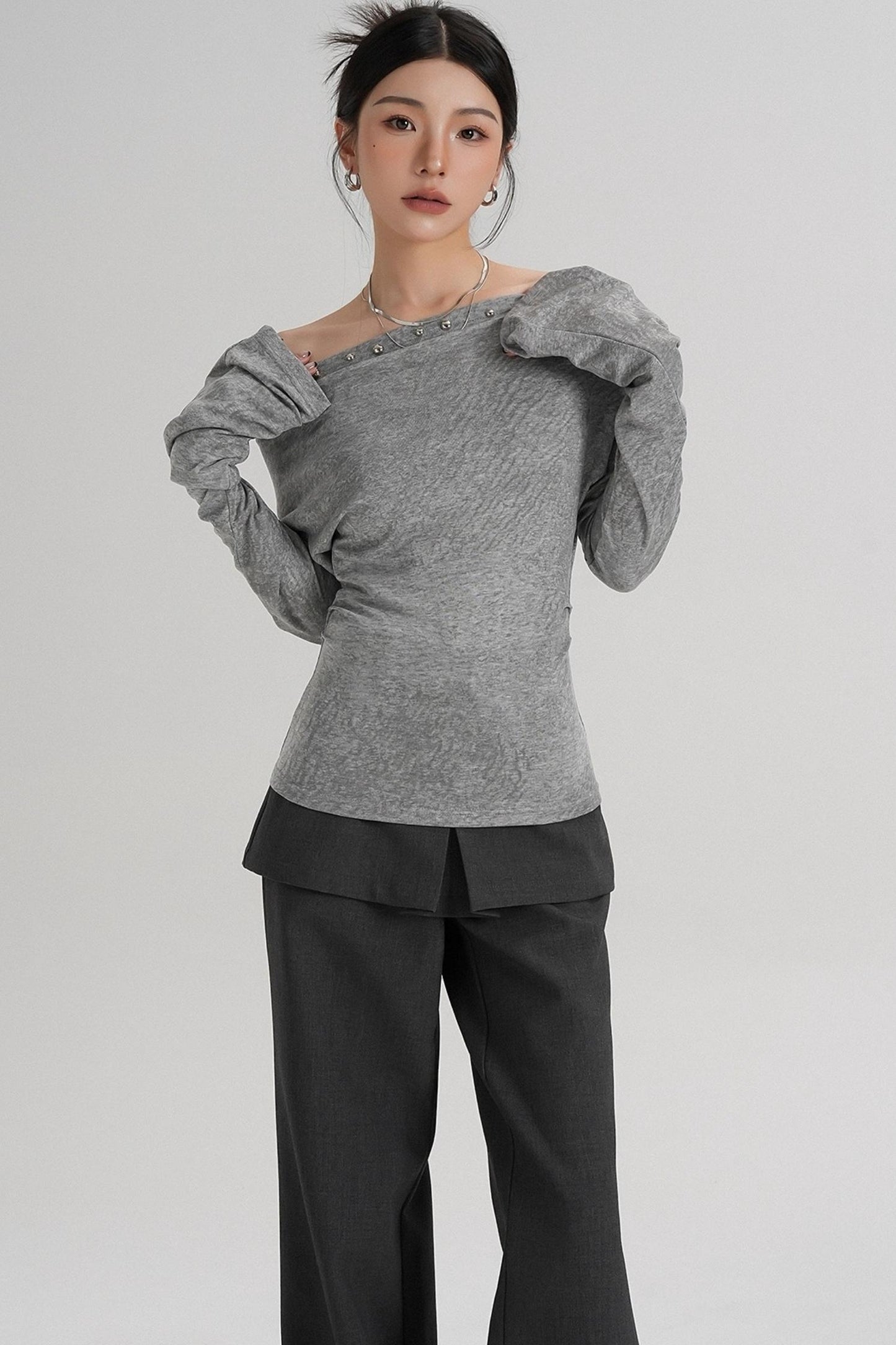 Niche Rivet Long-Sleeved T-Shirt