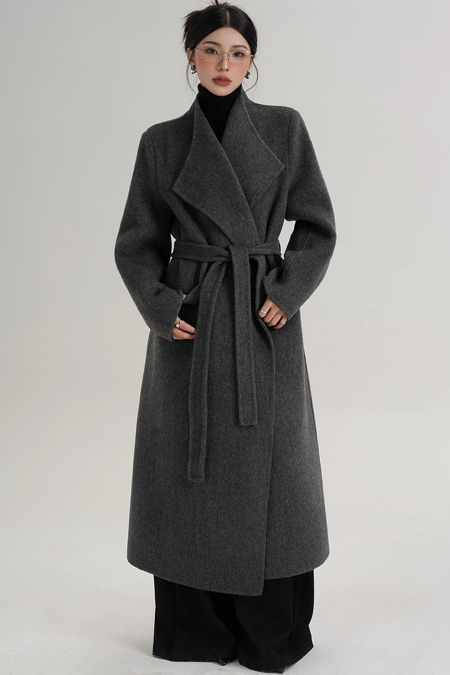 Elegant Wool Bathrobe Coat