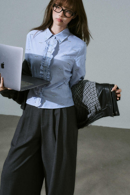 Soft Minimal Shoulder Top